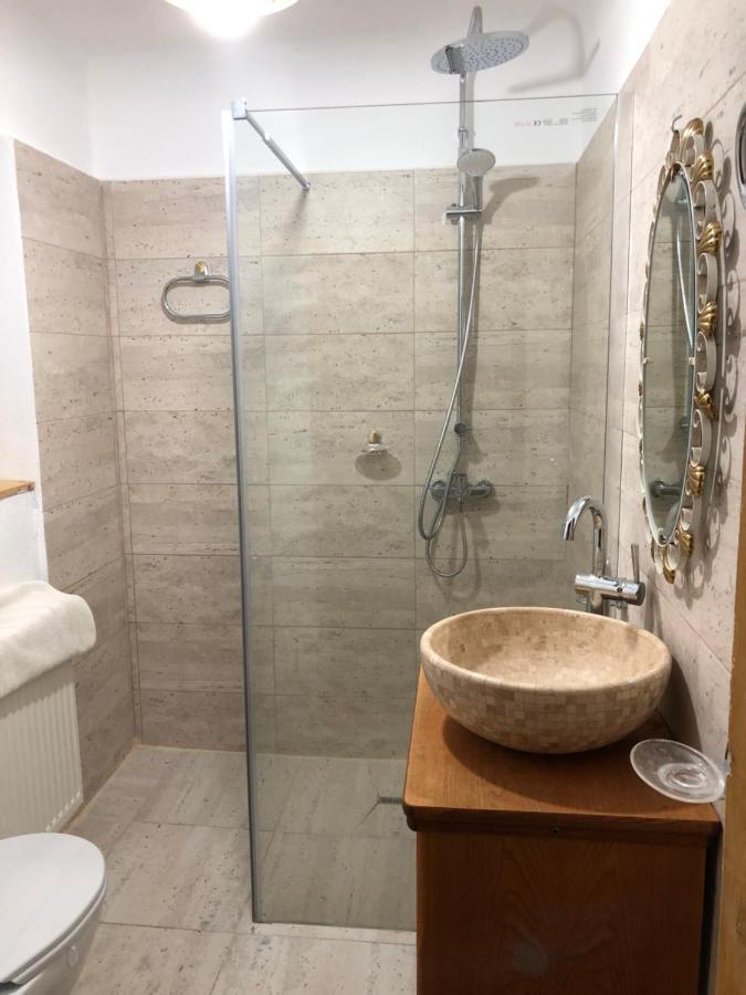 Apartament Cezara Mediaş Zewnętrze zdjęcie